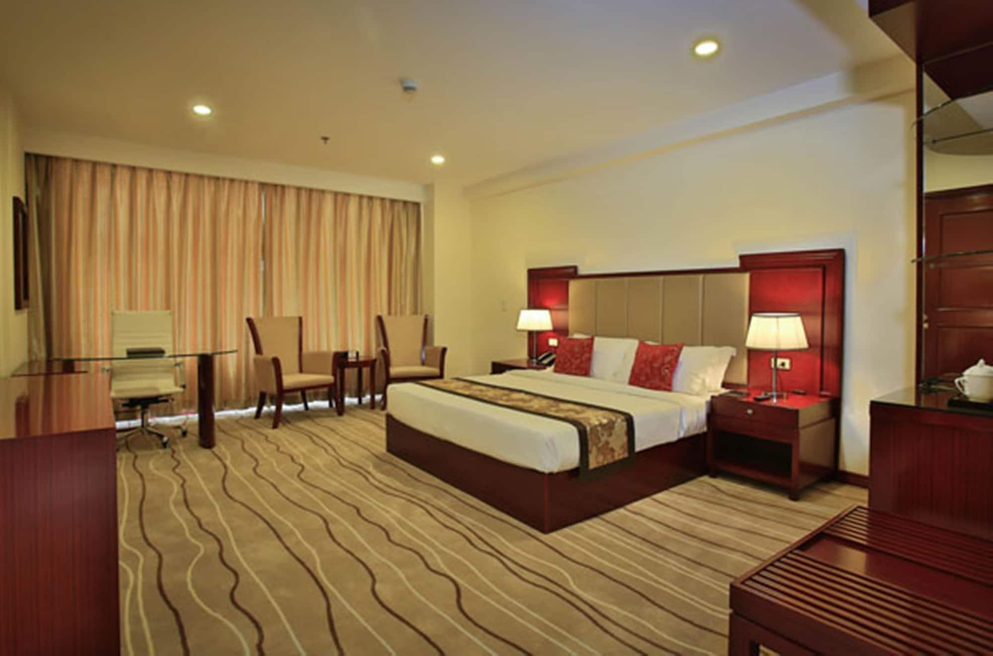 Swiss-Belhotel Blulane Манила Екстериор снимка
