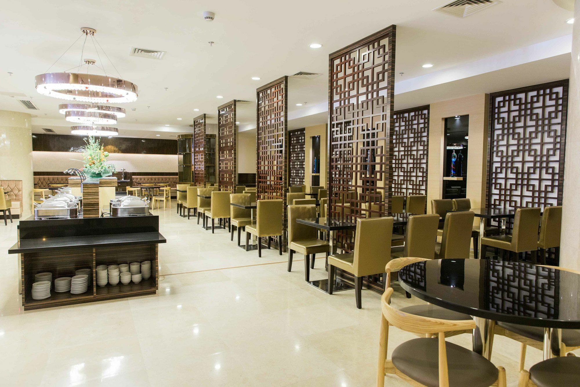 Swiss-Belhotel Blulane Манила Екстериор снимка