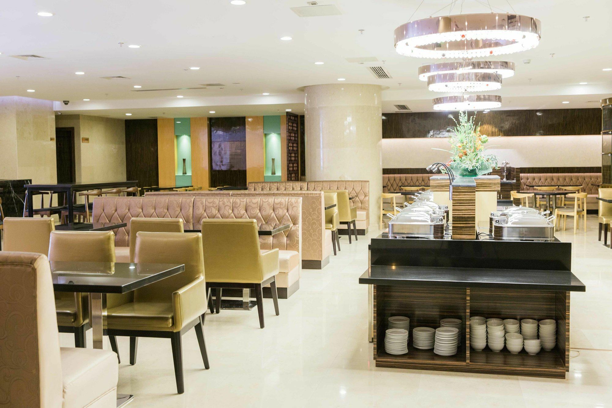 Swiss-Belhotel Blulane Манила Екстериор снимка