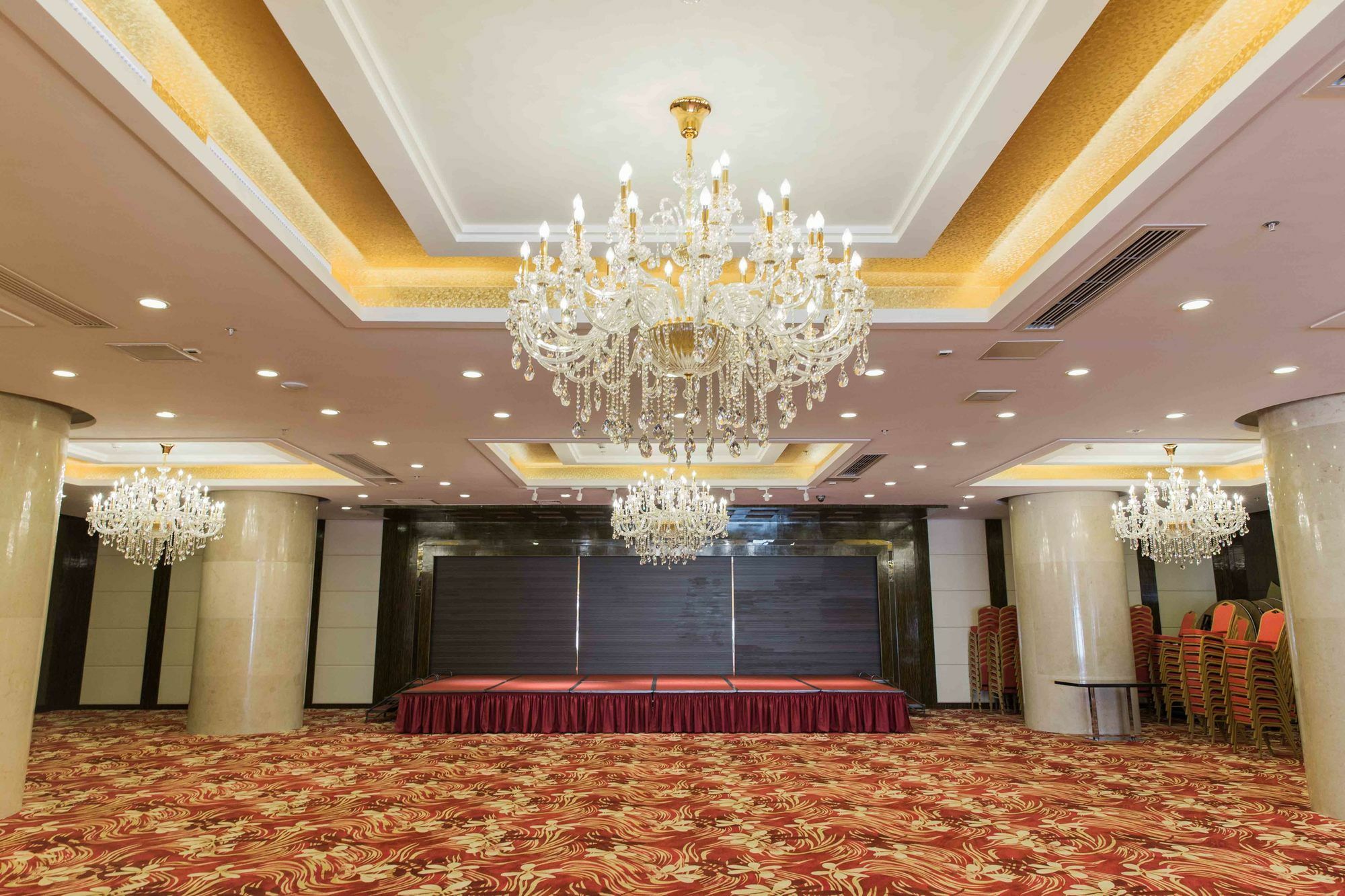 Swiss-Belhotel Blulane Манила Екстериор снимка