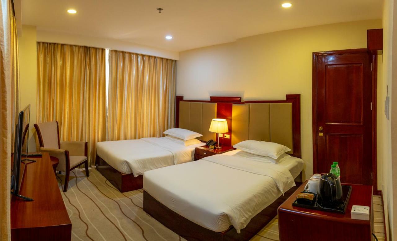 Swiss-Belhotel Blulane Манила Екстериор снимка